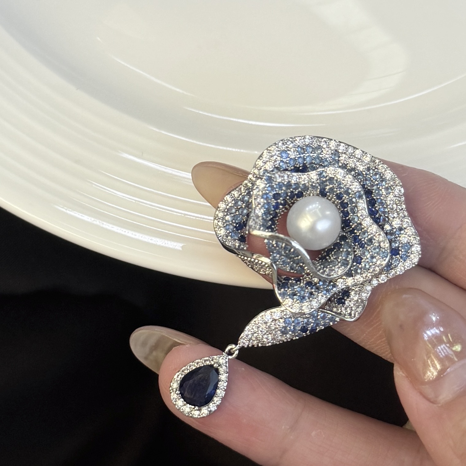 Enchanted Bloom Blue Rose Pearl Brooch - Image 2